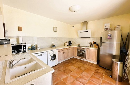 La Londe-les-Maures House | Villa for 8 people with heated pool and sea view