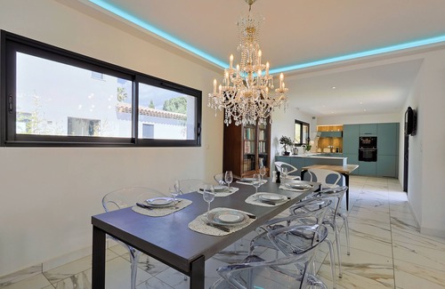 Cogolin Villa | Villa Oréa - Luxury villa with pool near Saint-Tropez, surrounded by nature