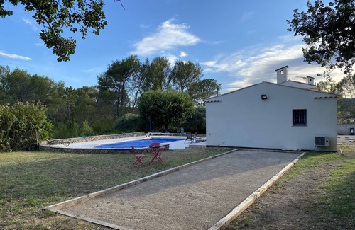 Bagnols-en-Foret Villa | Villa with heated private swimming pool with splendid view
