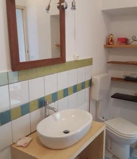 Vaison-la-Romaine Apartment | Y here