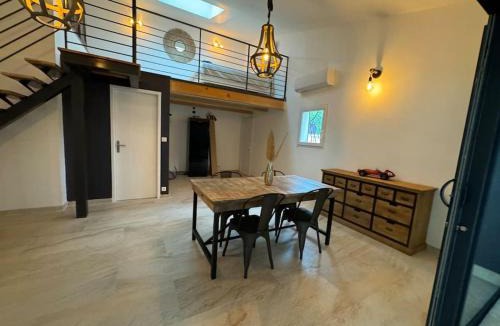 Mondragon Villa | Émotion spa84 Appart piscine intérieur et jacuzzi