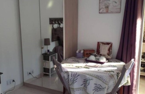 Lorgues Bed & Breakfast | 1 Bedroom Bed & Breakfast In Lorgues