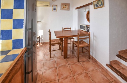 Roussillon House | 1 bedroom nice home in Roussillon