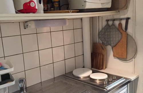 Cassis Apartment | 1-room studio, CASSIS, comfortable, close to beaches and Calanques hikes,