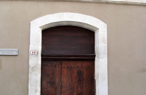 Noves Apartment | 10' from St Rémy and Avignon, charming apartment *, 2 bedrooms for 4 people
