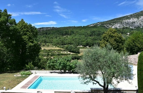 Beaumont-du-Ventoux House | 100 m² House ∙ 3 bedrooms ∙ 6 guests