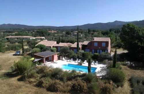 Aups House | 100 m² House ∙ 2 bedrooms ∙ 5 guests