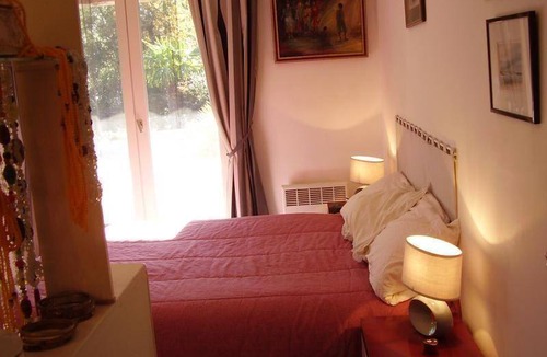 Gareoult House | 100 m² House ∙ 3 bedrooms ∙ 4 guests