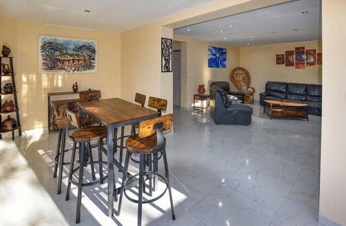 Ansouis House | 100 m² House ∙ 4 bedrooms ∙ 8 guests