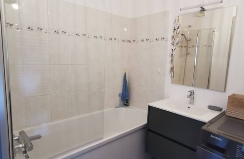 Trets Apartment | 100m from the center! Apartment with balcony