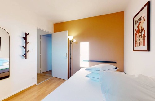 Aix-en-Provence Resort | 101 m² Private room ∙ 1 bedroom ∙ 2 guests
