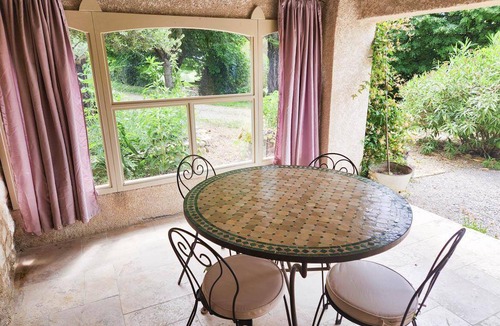 Mirabeau House | 102 m² Gîte ∙ 3 bedrooms ∙ 5 guests