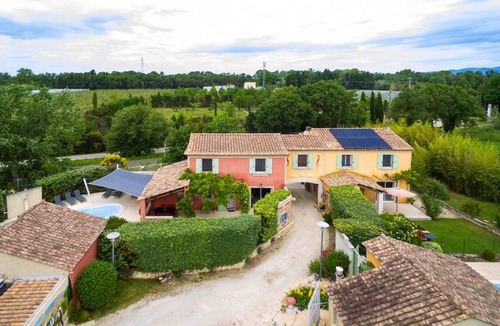Taillades House | 103 m² House ∙ 3 bedrooms ∙ 6 guests