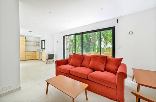 Monteux House | 105 m² House ∙ 3 bedrooms ∙ 6 guests