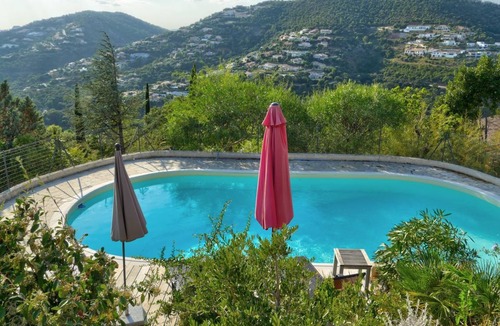 La Londe-les-Maures House | 110 m² House ∙ 3 bedrooms ∙ 8 guests