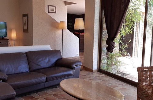Cap Benat House | 110 m² House ∙ 3 bedrooms ∙ 8 guests