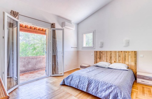 Draguignan House | 110 m² House ∙ 3 bedrooms ∙ 6 guests
