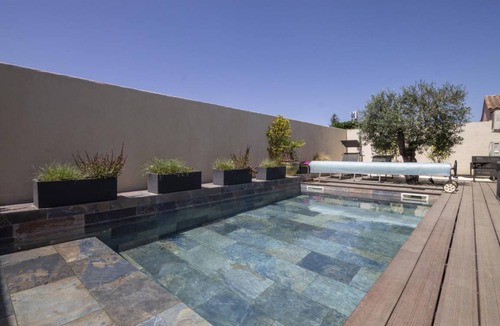 Vedene Villa | 110 m² Villa ∙ 2 bedrooms ∙ 4 guests
