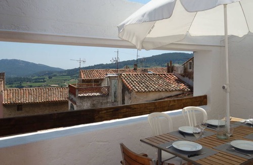 La Cadiere-d'Azur Other | 120 m² Accommodation ∙ 3 bedrooms ∙ 6 guests