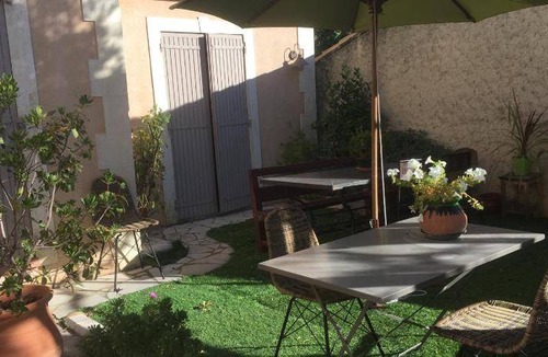 Jonquerettes Bed & Breakfast | 120 m² Bed and breakfast ∙ 3 bedrooms ∙ 6 guests