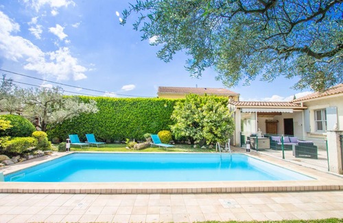 Maillane House | 120 m² House ∙ 3 bedrooms ∙ 6 guests