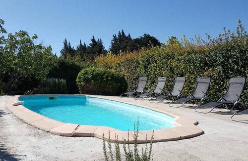 Velleron House | 120 m² House ∙ 3 bedrooms ∙ 8 guests