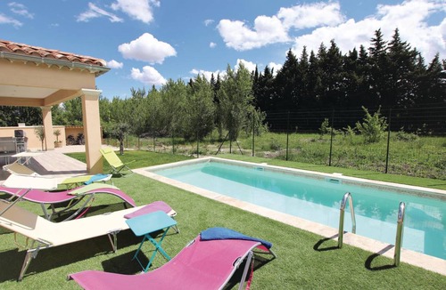 Monteux House | 120 m² House ∙ 3 bedrooms ∙ 6 guests