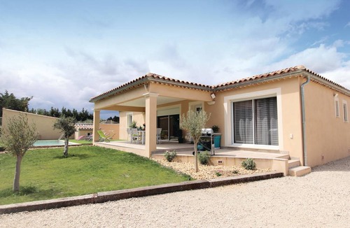 Monteux House | 120 m² House ∙ 3 bedrooms ∙ 6 guests