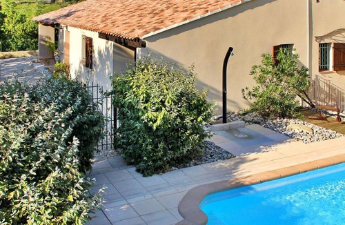 Bedoin House | 120 m² House ∙ 3 bedrooms ∙ 6 guests