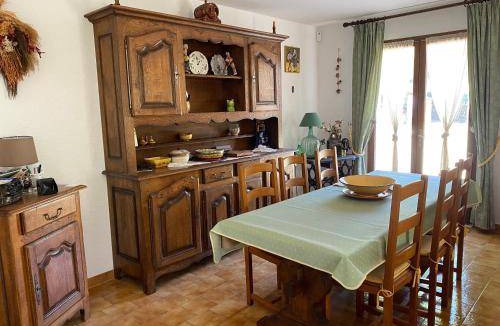 Eguilles Villa | 120 m² Villa ∙ 4 bedrooms ∙ 10 guests