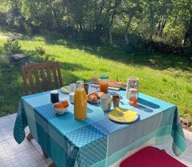 Vers-Pont-du-Gard Bed & Breakfast | 13 m² Bed and breakfast ∙ 2 guests