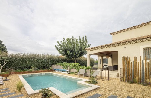 Rognonas Villa | 130 m² Villa ∙ 3 bedrooms ∙ 6 guests