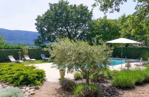 Oppede House | 135 m² House ∙ 3 bedrooms ∙ 4 guests