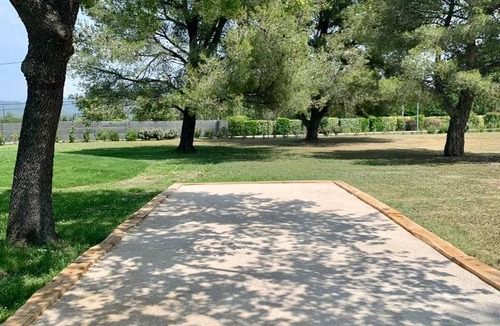 L'Isle-sur-la-Sorgue House | 150 m² House ∙ 4 bedrooms ∙ 8 guests