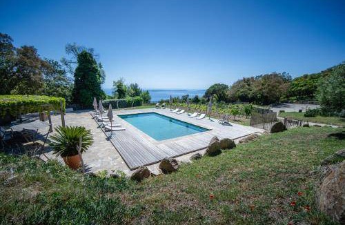 Le Lavandou House | 150 m² House ∙ 3 bedrooms ∙ 10 guests