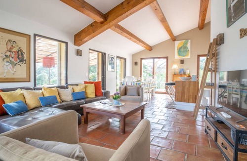 La Mole House | 150 m² House ∙ 4 bedrooms ∙ 9 guests