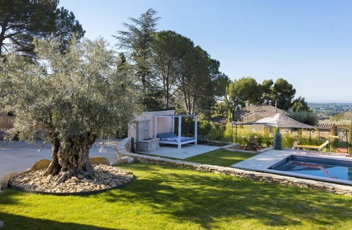 Beaumes-de-Venise Villa | 154 m² Villa ∙ 4 bedrooms ∙ 8 guests