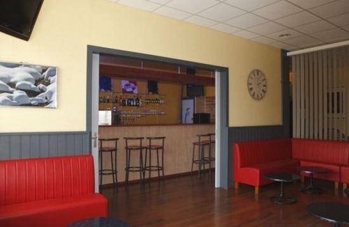 Sainte-Tulle Hotel | 16 m² Hotel ∙ 3 guests
