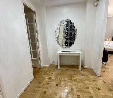 Perier Apartment | 170 m² Apartment ∙ 5 bedrooms ∙ 11 guests