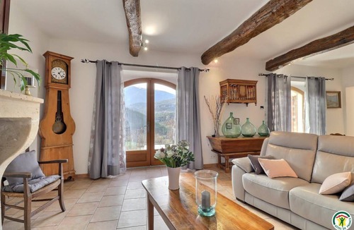 Plaisians House | 170 m² Gîte ∙ 4 bedrooms ∙ 8 guests