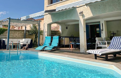 Le Val House | 170 m² House ∙ 4 bedrooms ∙ 6 guests