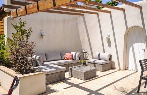 Morieres-les-Avignon Villa | 180 m² Villa ∙ 3 bedrooms ∙ 6 guests