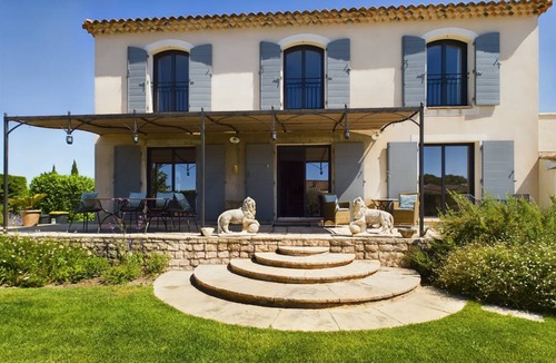 Mouries House | 180 m² House ∙ 3 bedrooms ∙ 6 guests