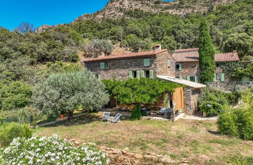 La Garde-Freinet House | 185 m² House ∙ 1 bedroom ∙ 8 guests