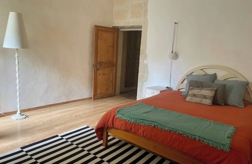 Arles Bed & Breakfast | 1890 shipbuilder’s home 2 mins from the river⚓️