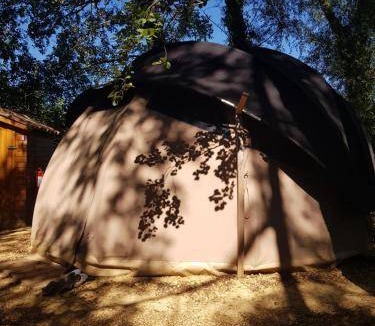 Mondragon Other | 19 m² Tent ∙ 4 guests
