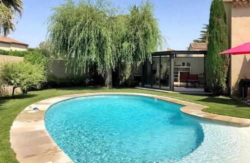 Rognonas House | 190 m² House ∙ 3 bedrooms ∙ 6 guests