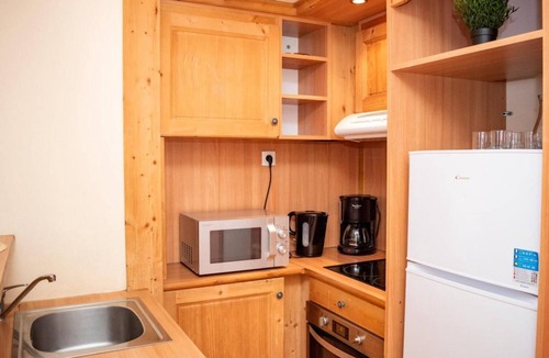 Pra Loup Apartment | 1st floor, balcony, parking, tv, ski locker, 37m², Pra Loup