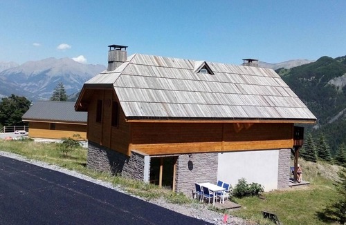 Pra Loup Apartment | 1st floor, balcony, parking, tv, ski locker, 37m², Pra Loup