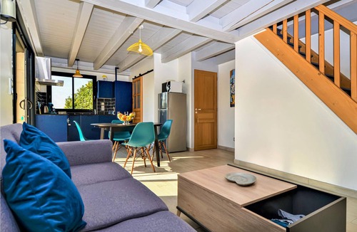 Laudun House | 2 bedroom accommodation in Laudun l Ardoise